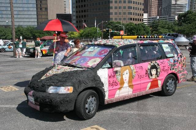2006_ArtCar_3_Parade 456 
